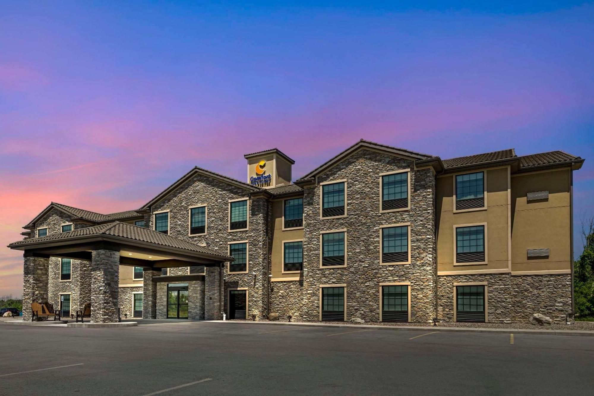 Comfort Inn & Suites Medina Εξωτερικό φωτογραφία
