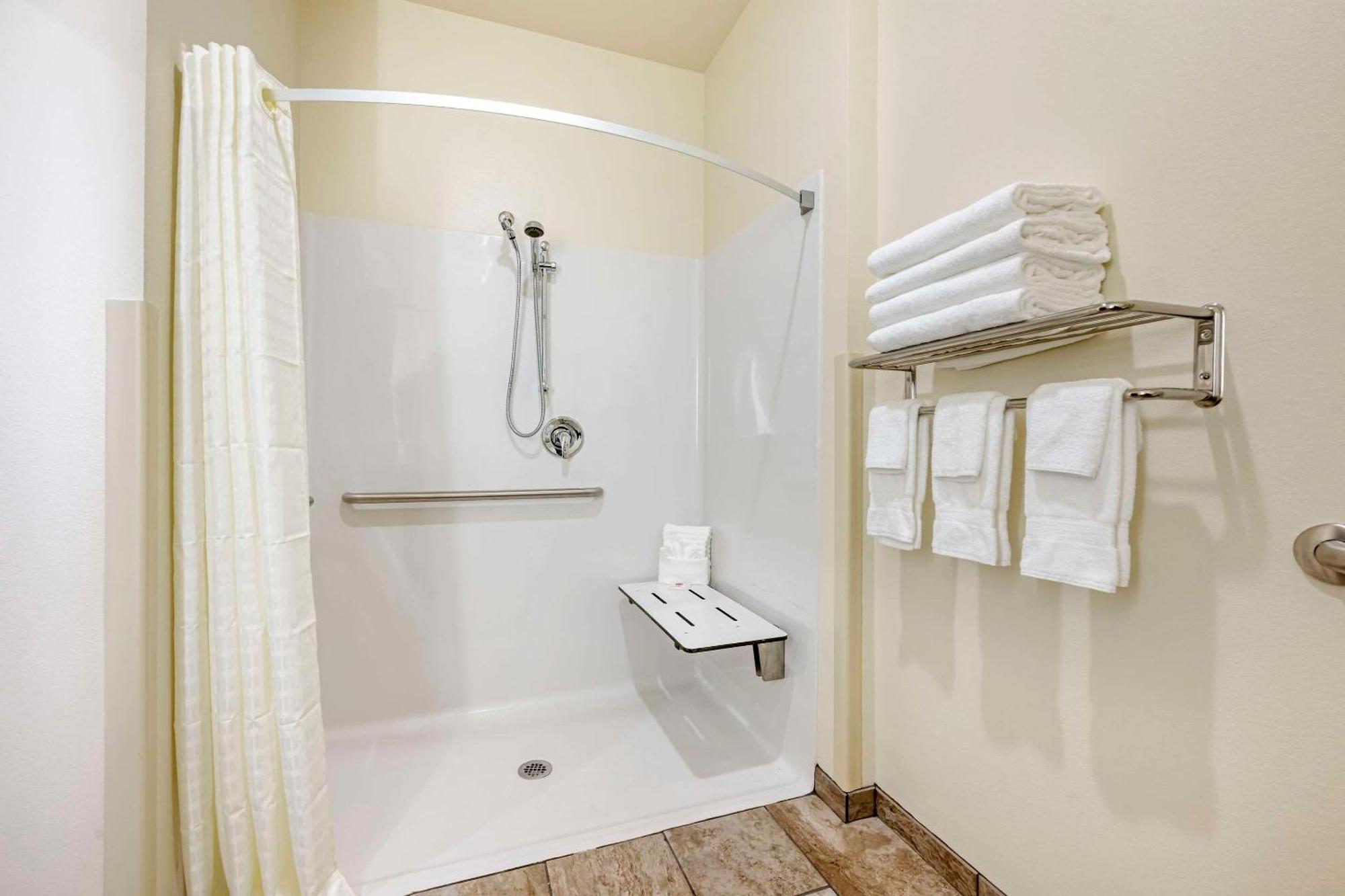 Comfort Inn & Suites Medina Εξωτερικό φωτογραφία